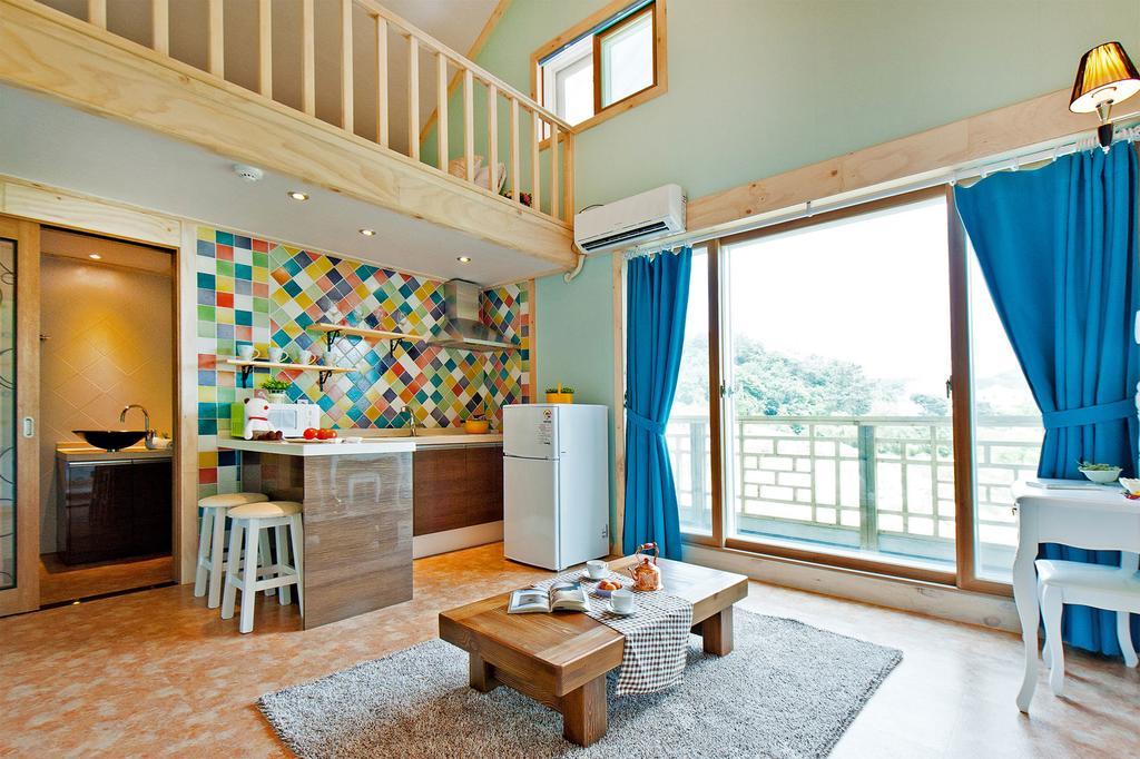 Starlight Journey Pension Gyeongju Bagian luar foto